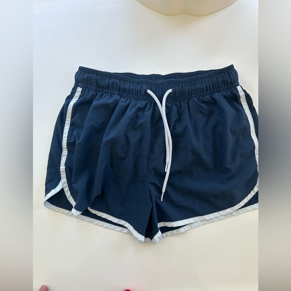 Women workout short can be unisex . - Picture 3 of 8